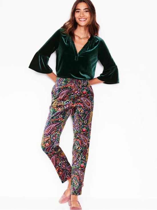 Boden Tops - NWOT Boden Deep Green Notch Neck Frill Velvet Top